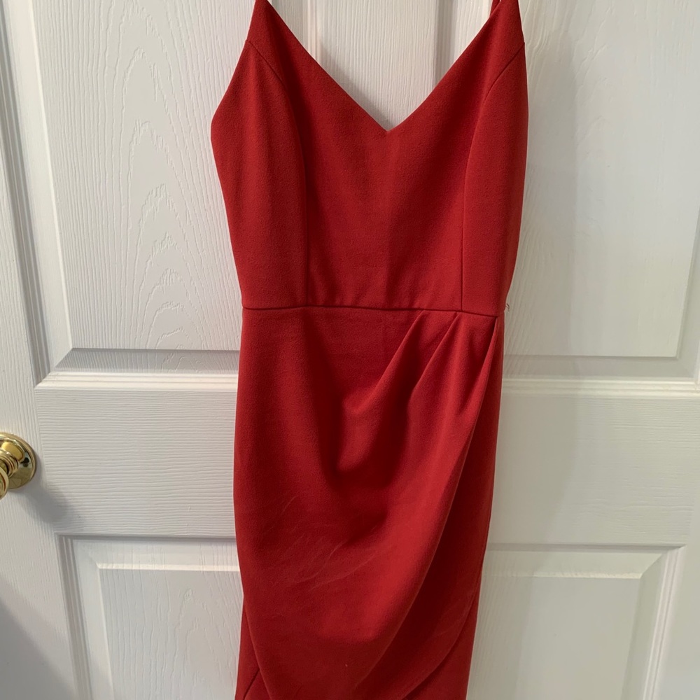 Lulus women’s dress.